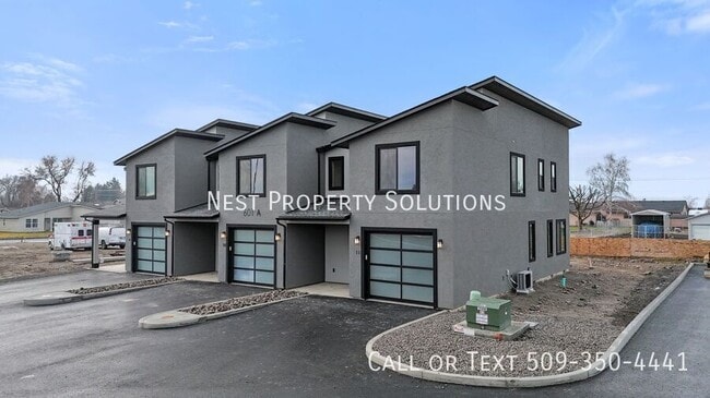 Photo - 601 S Dorsing St Unit B