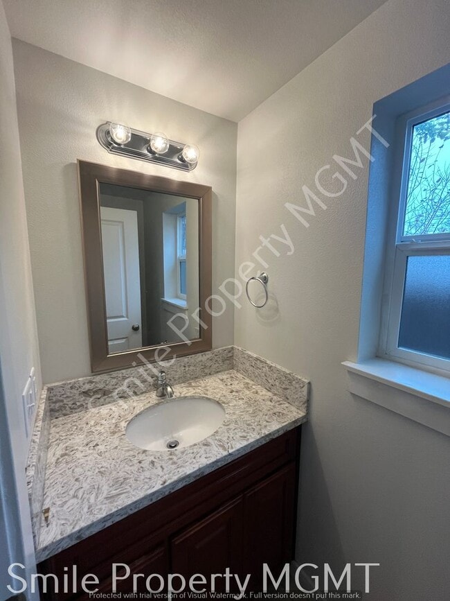 Photo - 2 Bedrooms with Garage Parking