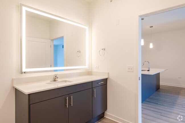 2BR, 2BA - Bathroom