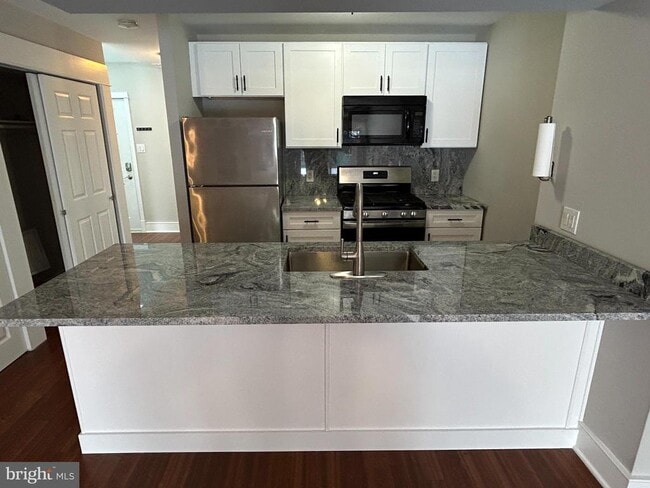 Photo - 1011 Princeton Pl