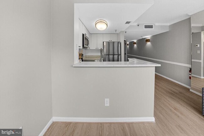 Photo - 701 Pennsylvania Ave NW Unidad 1015