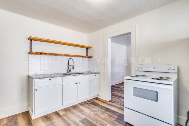 Photo - 1204-1206 N Jefferson Ave