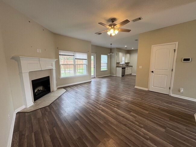 Photo - 1908 Wiregrass Wy