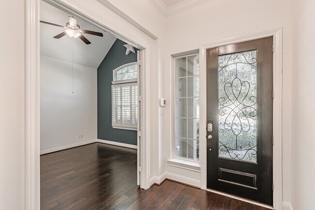 Photo - 112 Sundown Ridge Pl