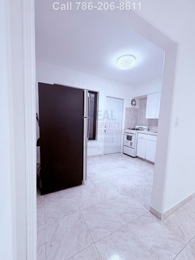 650 83rd St Unit 3