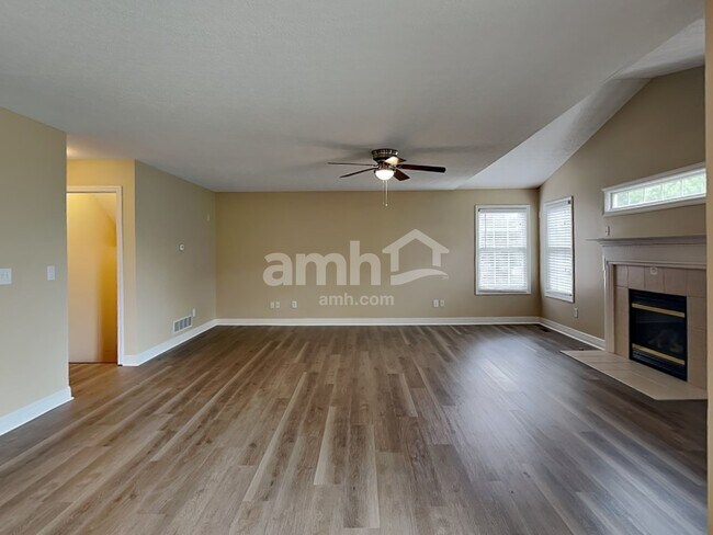 Photo - 7332 Lavender Ln