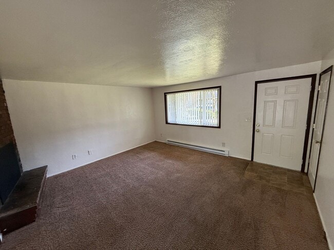 Photo - 3875 Iberis St NE