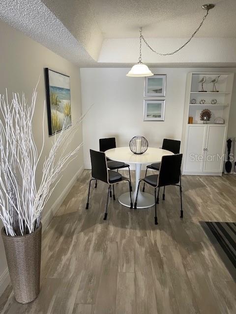 Photo - 2225 Holden Ave Unidad 305