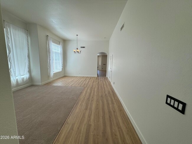 Photo - 1127 W Mesquite St