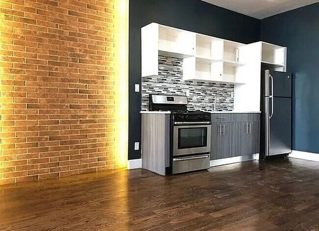 Photo - 165 Covert St Unit 1