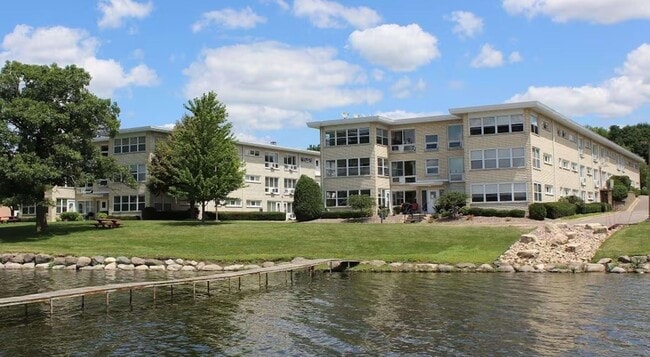 Building Photo - Monona Lakeview