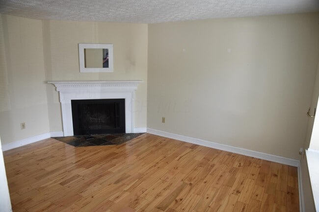 Photo - 6462 Cranston Way
