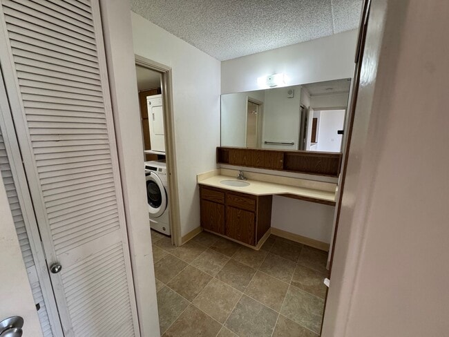 Photo - Pearl Regency #1913 Unit 1913