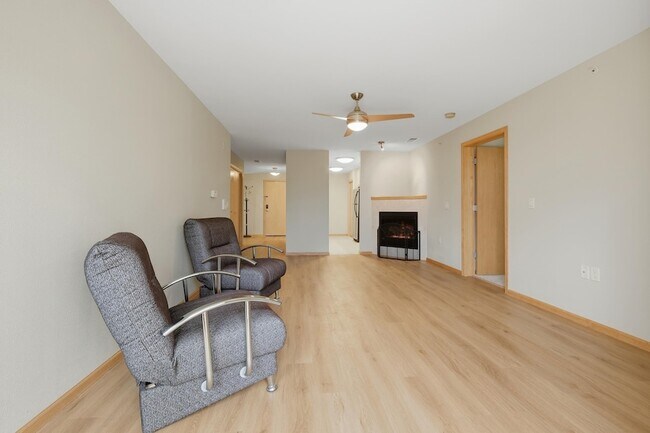 8206 Starr Grass Dr Unit 204