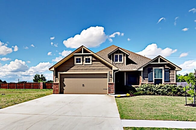 Beautiful 3 Bedroom Home in Mustang School... - Beautiful 3 Bedroom Home in Mustang School...