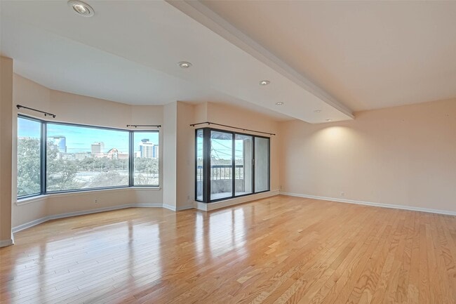 Building Photo - 2001 Holcombe Blvd Unit 401 Rental