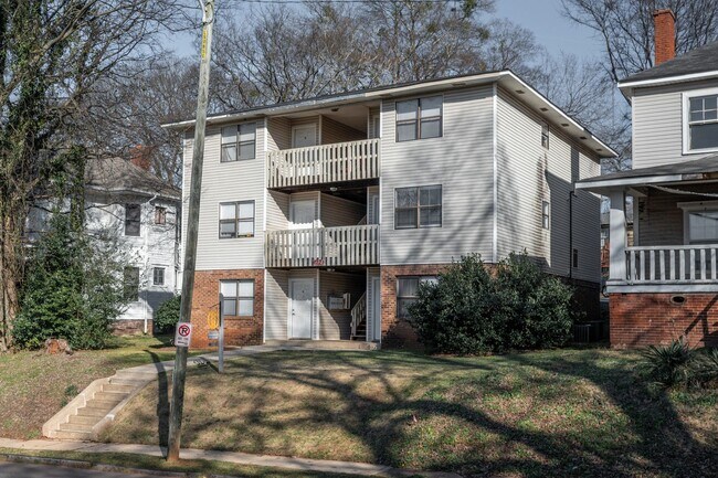Photo - Dana Apartments