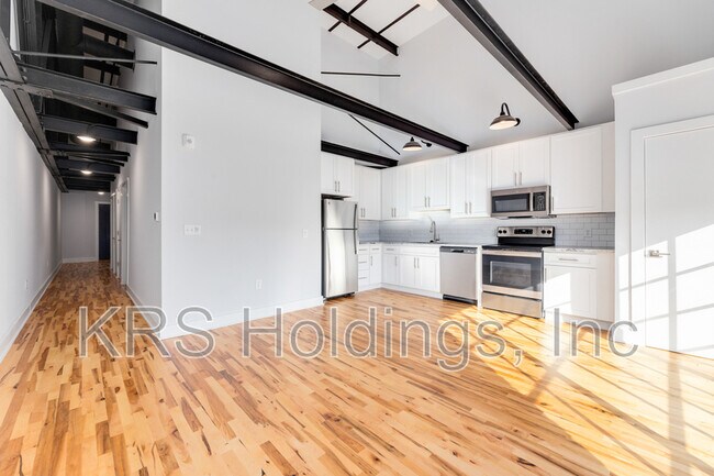 306 N Road St Unit 226
