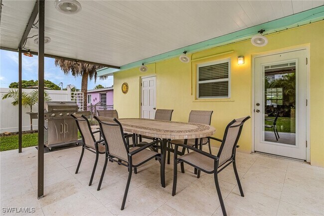 Photo - 1281 10th St N