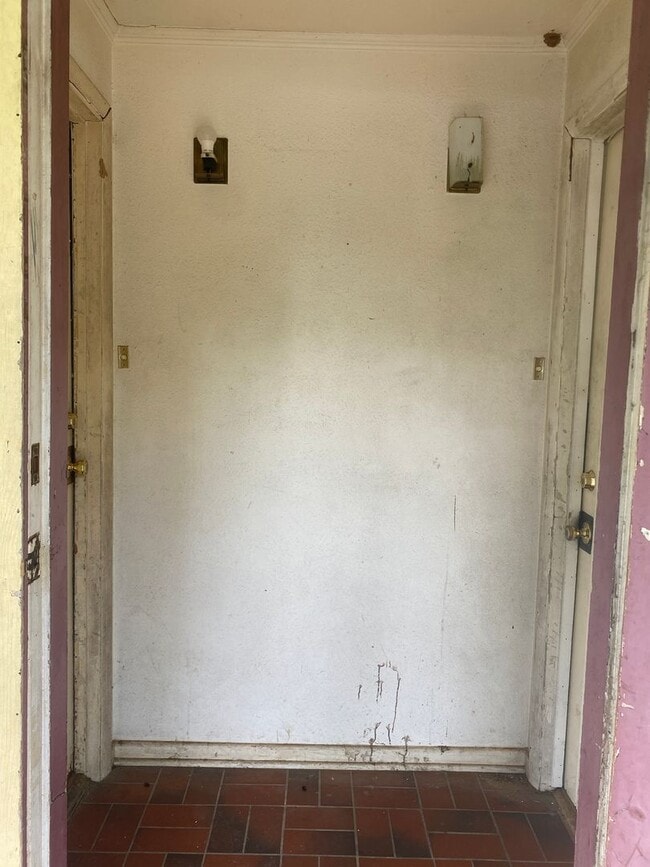 Photo - 1-bed/1-bath Duplex!