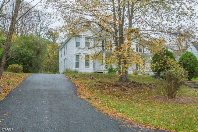 55 Madison St
