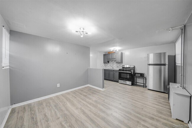 1318 E 58th St Unit 1