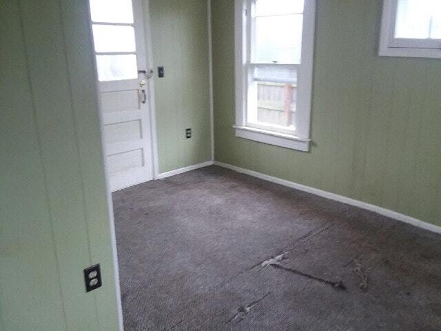 Photo - 206 E Cross St