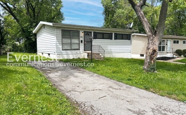 Building Photo - 4001 Cranberry Ln