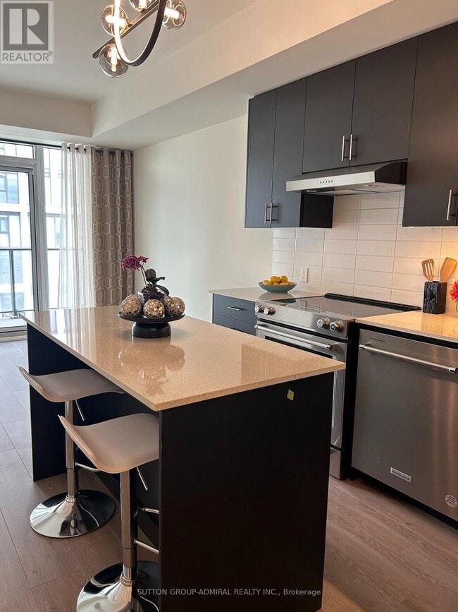 Photo - 8960 Jane St Unit 1919