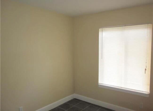 Photo - 4215 S 57th Ave Unit C