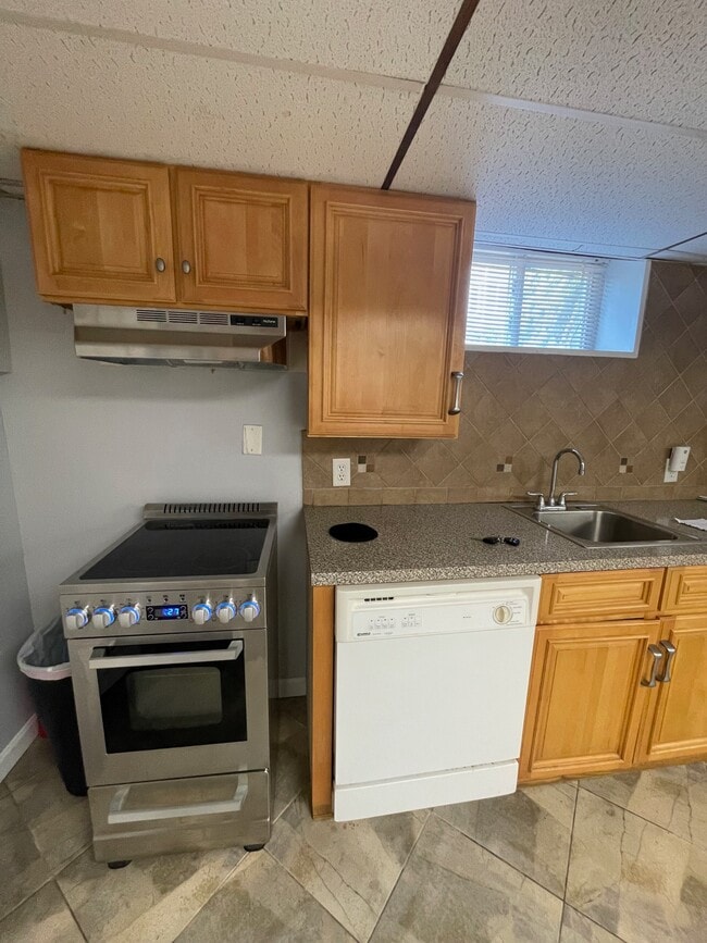 Photo - 96 Holland St Unidad 1B