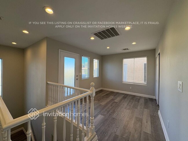 Photo - 6252 Dartington Hall St