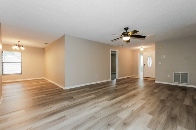 1963 Country Meadows Way