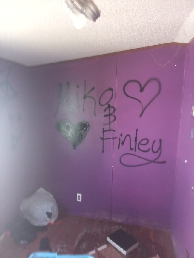 Photo - 3500 N Dirksen Pkwy