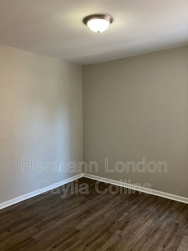 Photo - 3660 Bates St