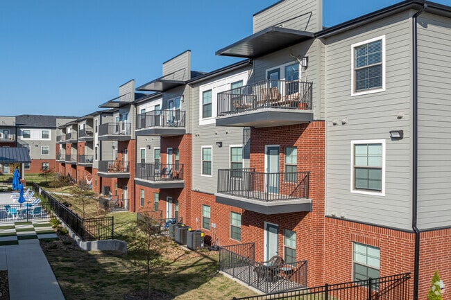 Photo - Encore at Lewis Ranch