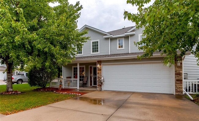 Building Photo - 2100 Meadow Chase Ln