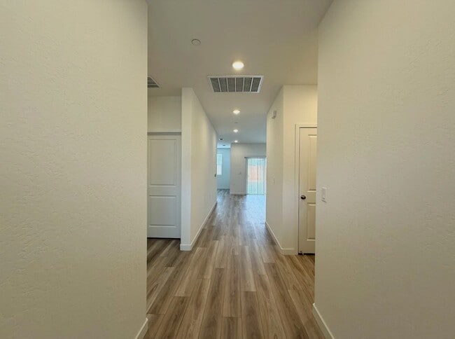 Photo - 4623 Sami Jo Dr