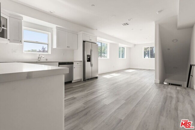 Photo - 2938 West Blvd Unit B