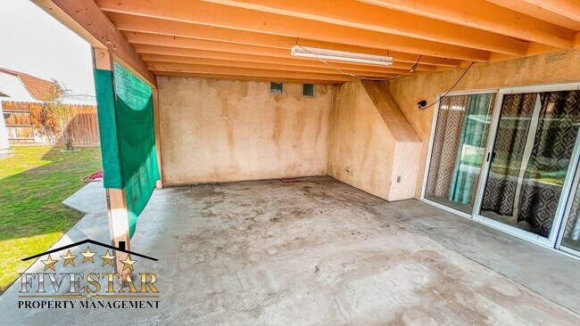 Photo - House for Rent on 4605 Mt. Vernon Avenue