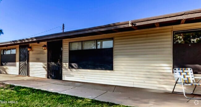 Building Photo - 7508 W Orangewood Ave Unit 7 Rental
