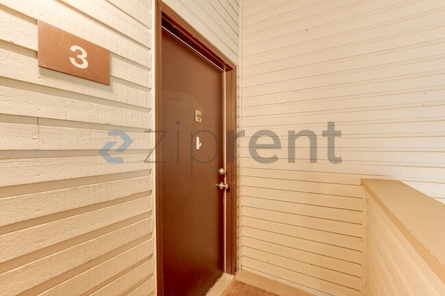 Photo - 14707 NE 44th Pl