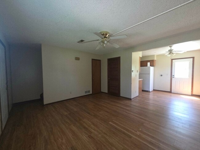 Photo - 1379 Parkside Dr Unit 1