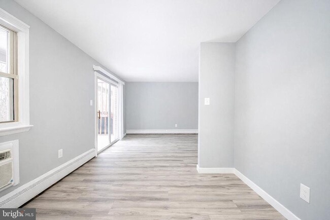 Building Photo - 20 Fort Sumpter Rd Unit E6