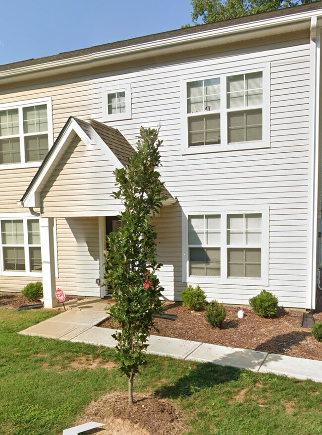 Building Photo - New Units Hillsboro Rental