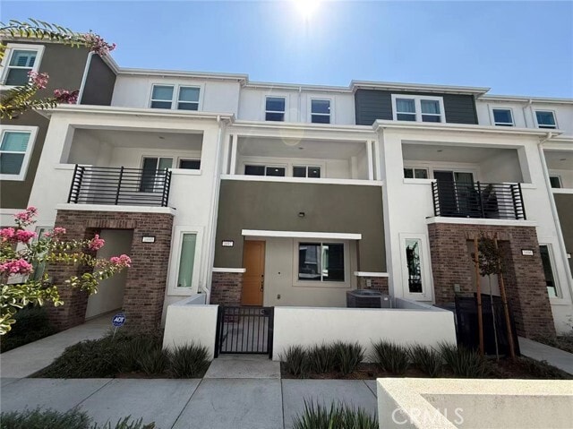 Building Photo - 1692 Cayton Lp Rental