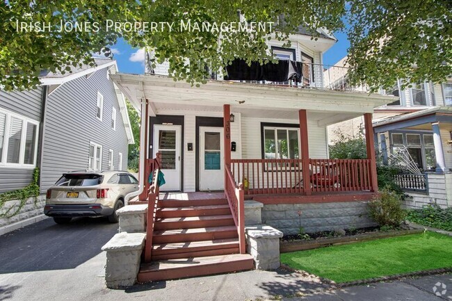 Building Photo - 306 East St Unit Lower Rental