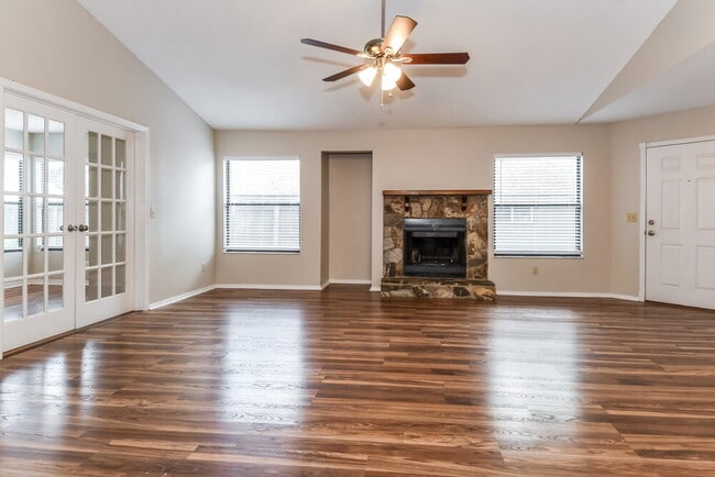 Photo - 1476 Apple Oak Ct