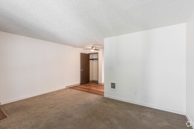 1BR, 1BA - 542 SF - Living ?Room - Cedar Lane and Garden Glen