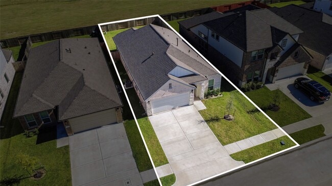 Photo - 11834 Maple Oak Dr